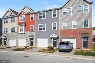 813 Schooner Ln, Mechanicsburg, PA 17050 - Photo 3