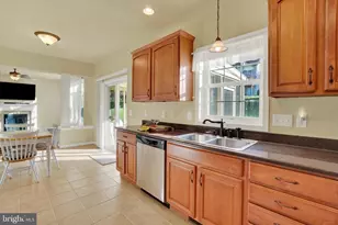 [Address not provided], Mechanicsburg, PA 17050 - Photo 11