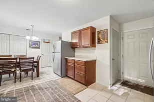 210 Sable Dr, Carlisle, PA 17013 - Photo 7