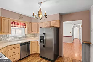 570 F St, Carlisle, PA 17013 - Photo 11
