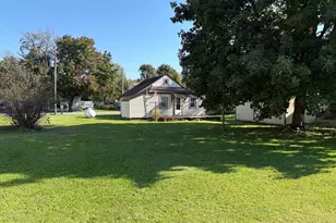 18 Fairfield St, Mount Holly Springs, PA 17065 - Photo 3