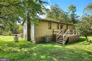 4 E Locust St, Mount Holly Springs, PA 17065 - Photo 29