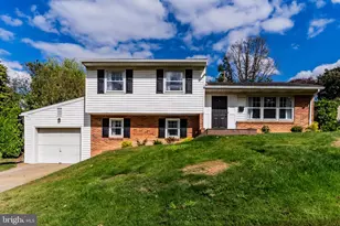 837 W Foxcroft Dr, Camp Hill, PA 17011 - Photo 1