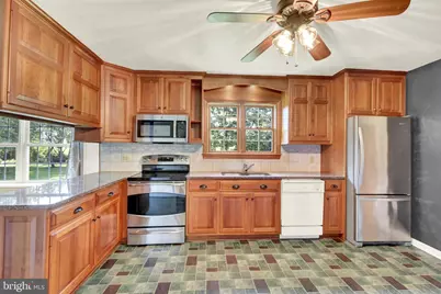 21 Oakwood Avenue, Mechanicsburg, PA 17055 - Photo 9