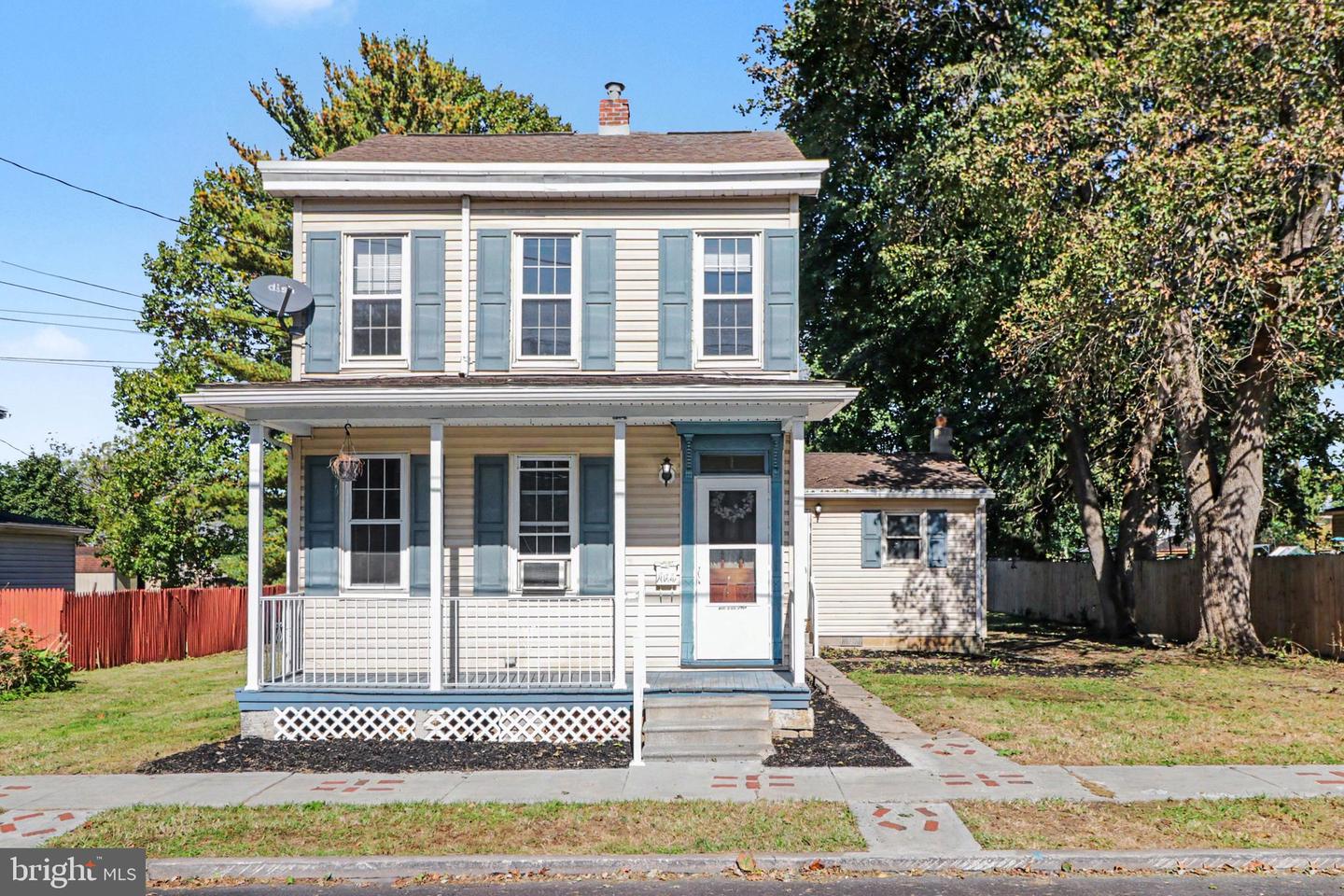 339 C St, Carlisle, PA 17013 - MLS PACB2059656 - Coldwell Banker