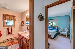 21 Sassafras Rd, Lake Harmony, PA 18624 - Photo 27