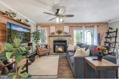 40 Alpine, Lake Harmony, PA 18624 - Photo 5