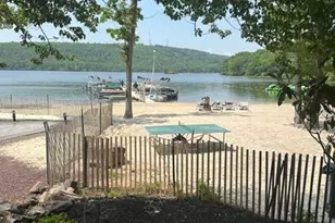 426 Longview Dr, Lake Harmony, PA 18624 - Photo 15