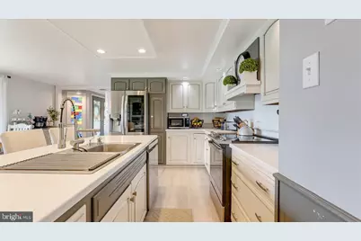 2530 Mahoning Drive W, Lehighton, PA 18235 - Photo 15