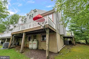 164 Laurelwoods Dr, Lake Harmony, PA 18624 - Photo 35