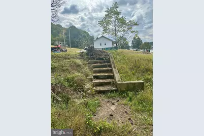 361 Court Street #REAR, Lehighton, PA 18235 - Photo 7