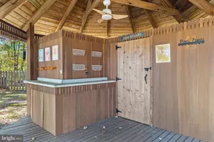 322 Manor Ln E, Lehighton, PA 18235 - Photo 9