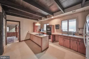 355 Hickory Rd, Palmerton, PA 18071 - Photo 13