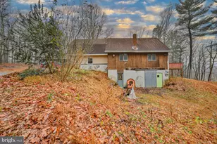 355 Hickory Rd, Palmerton, PA 18071 - Photo 1