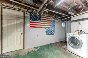 221 E Bertsch St, Lansford, PA 18232 - Photo 37