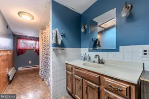 221 E Bertsch St, Lansford, PA 18232 - Photo 29