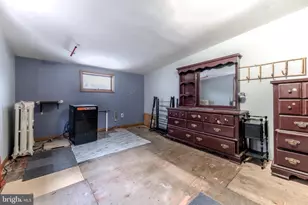 221 E Bertsch St, Lansford, PA 18232 - Photo 33