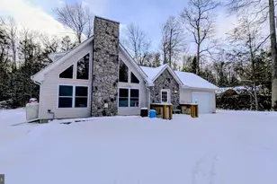 31 Rodda Rd, Lake Harmony, PA 18624 - Photo 3