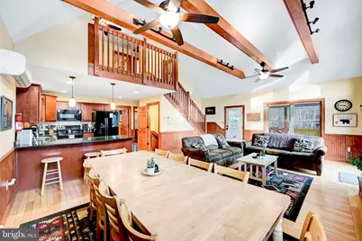 136 Pineknoll Drive, Lake Harmony, PA 18624 - Photo 11