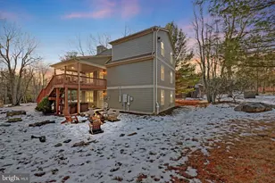 136 Pineknoll Dr, Lake Harmony, PA 18624 - Photo 3