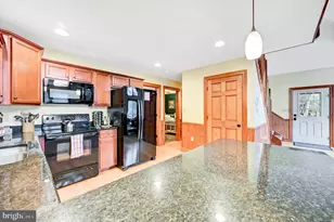 136 Pineknoll Dr, Lake Harmony, PA 18624 - Photo 25