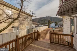 270 Lehigh Ave, Palmerton, PA 18071 - Photo 7