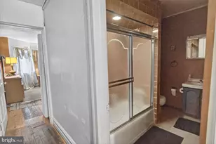 19 E Patterson St, Lansford, PA 18232 - Photo 7