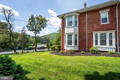 11 E Front Street, Jim Thorpe, PA 18229 - Photo 3