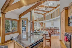 487 N Lake Dr, Lake Harmony, PA 18624 - Photo 9