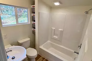 253 Main St, Parryville, PA 18244 - Photo 17