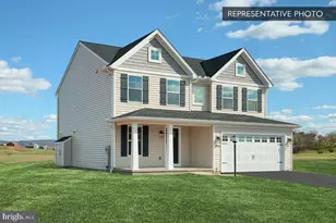 108 Pleasant View Dr, Lehighton, PA 18235 - Photo 1