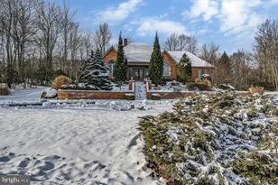 235 Wolf Hollow Rd, Lake Harmony, PA 18624 - Photo 3