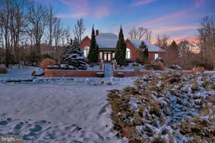 235 Wolf Hollow Rd, Lake Harmony, PA 18624 - Photo 1