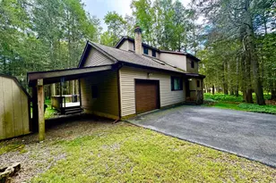 84 Tanglewood Dr, Albrightsville, PA 18210 - Photo 1