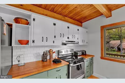 72 Forest Drive, Lake Harmony, PA 18624 - Photo 11