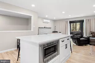 70 Pineknoll Dr, Lake Harmony, PA 18624 - Photo 5