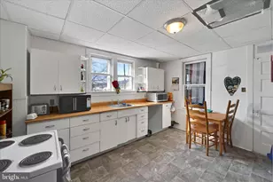 601 E Bertsch St, Lansford, PA 18232 - Photo 13