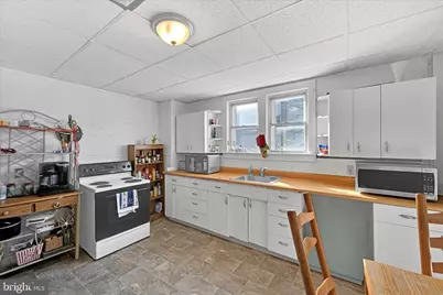 601 E Bertsch Street, Lansford, PA 18232 - Photo 15