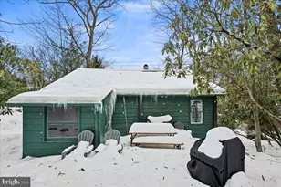 35 S Lake Dr, Lake Harmony, PA 18624 - Photo 33