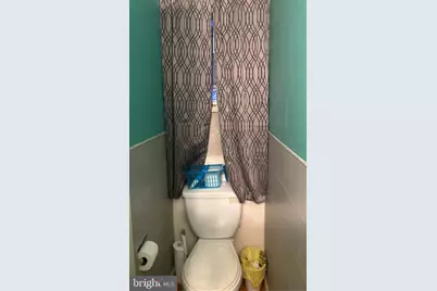 123 W Railroad Avenue, Nesquehoning, PA 18240 - Photo 7