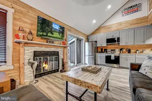 30 Elevator, Lake Harmony, PA 18624 - Photo 11