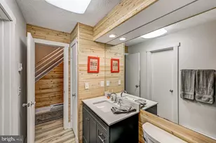 30 Elevator, Lake Harmony, PA 18624 - Photo 27