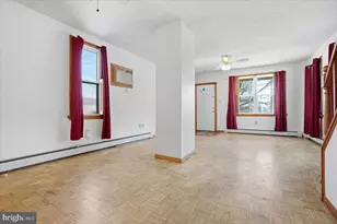 34 Spring Garden St, Lansford, PA 18232 - Photo 5