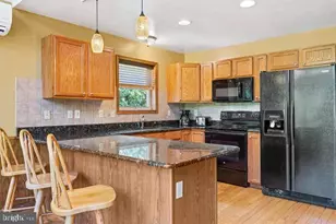 68 Skye Dr, Lake Harmony, PA 18624 - Photo 3