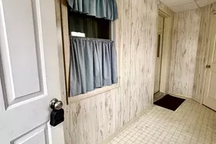 32 W Berea St, Summit Hill, PA 18250 - Photo 15