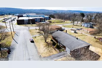 106 N 12th Street, Lehighton, PA 18235 - Photo 5