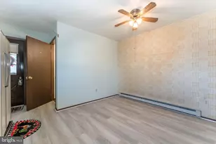 321 S Chestnut St, Summit Hill, PA 18250 - Photo 13