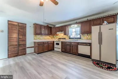 321 S Chestnut Street, Summit Hill, PA 18250 - Photo 9