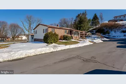 321 S Chestnut Street, Summit Hill, PA 18250 - Photo 3