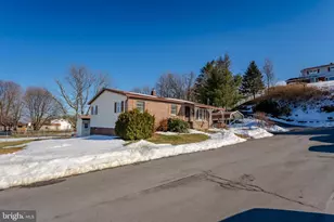 321 S Chestnut St, Summit Hill, PA 18250 - Photo 3